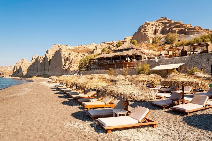 Εxplore The Beaches Of Santorini - Image 3