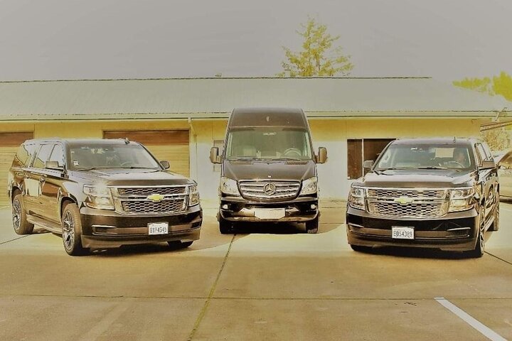 Enjoy Woodinville Winery area by Chauffeured Private Vehicle - Image 4
