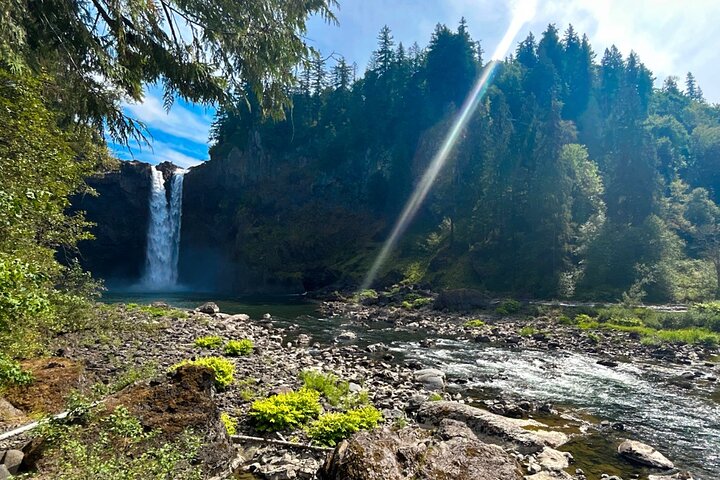 Private 2.5-Hour Snoqualmie Falls Tour - Image 4