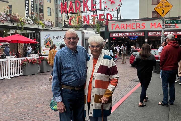 Seattle Private Luxury Tour  - Image 3