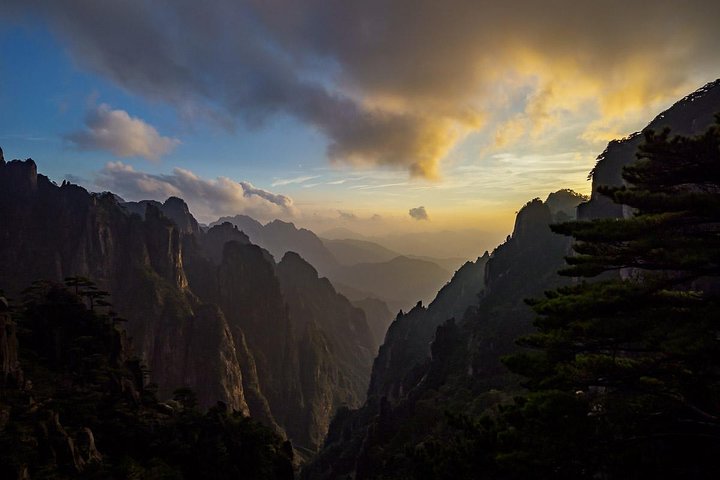 2-Day Private Trip to Huangshan and Hongcun from Shanghai with Accommodation - Image 2