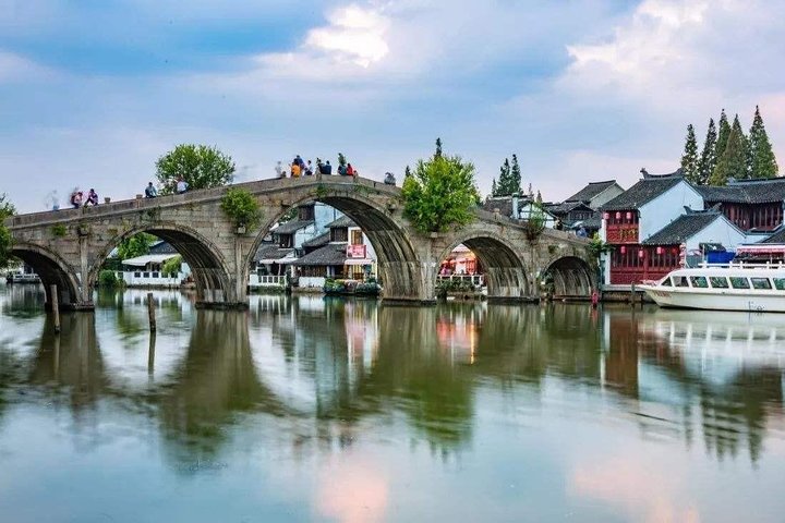 2 Days Shanghai Shore Excursions Enjoy City Highlights and Zhujiajiao Water Town - Image 1