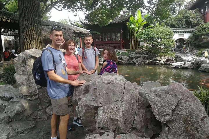 Classic Shanghai 8h Private Tour-Yuyuan Garden,The Bund+TV Tower Optional - Image 5