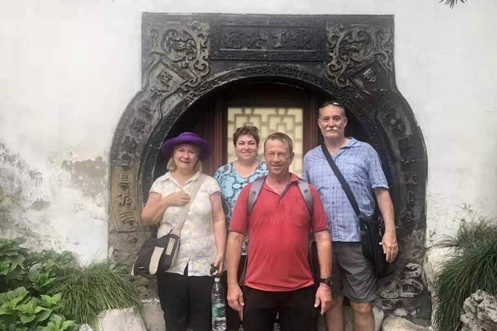 Classic Shanghai 8h Private Tour-Yuyuan Garden,The Bund+TV Tower Optional - Image 4