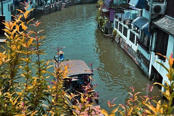 From Shanghai: Zhujiajiao Water Town and Qibao Ancient Town  - Image 1
