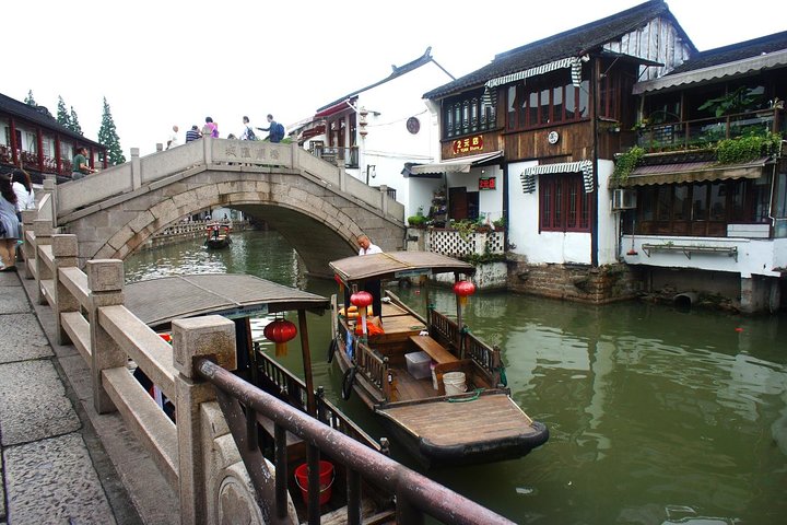 From Shanghai: Zhujiajiao Water Town and Qibao Ancient Town  - Image 2