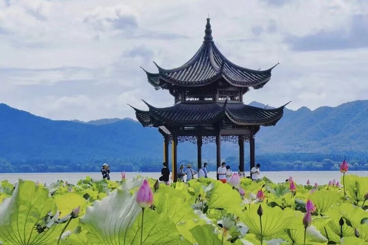 LUXURY Bullet Train: Private Hangzhou Day Trip From Shanghai - Image 2