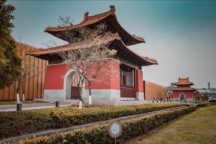 Nanjing Day Trip from Shanghai :Explore Sun-Yatsen Tomb,Old city wall, etc. - Image 1