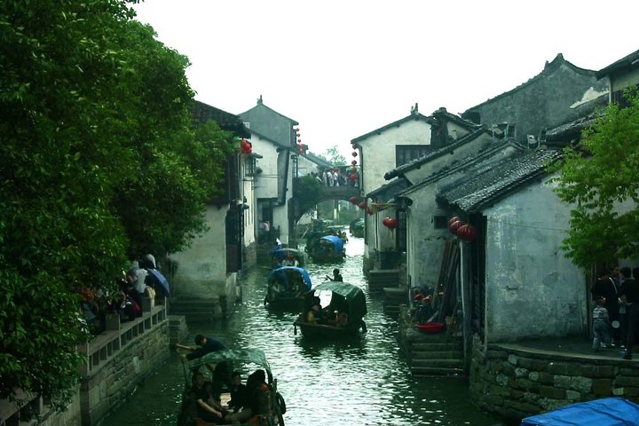 Private Luzhi Water Town Tour from Shanghai With Chinese Lunch - Image 1