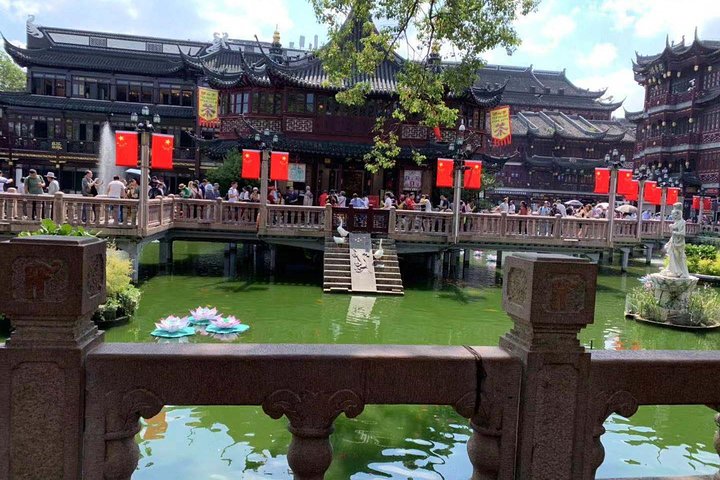 Private Shanghai city sightseeing of Bund ,Yuyuan Garden&River cruise - Image 2