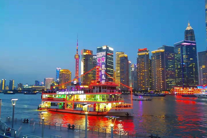 Private Shanghai city sightseeing of Bund ,Yuyuan Garden&River cruise - Image 4