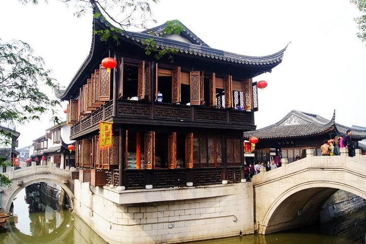 Private Shanghai Layover Tour to Nanxiang Ancient Town - Image 1