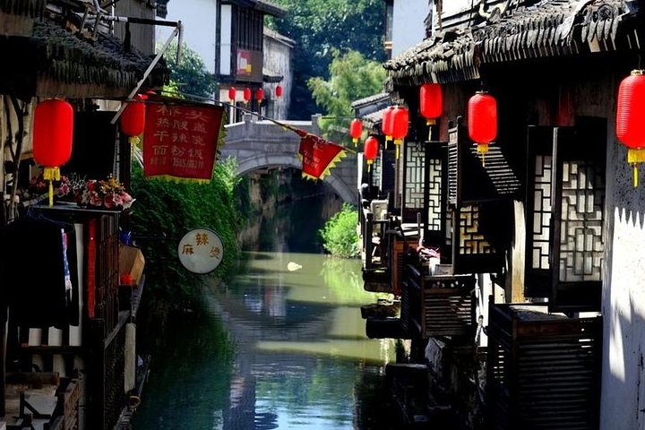 Private Shanghai Layover Tour to Nanxiang Water Town with Hot Spring Bath - Image 5