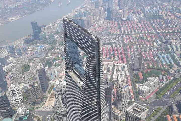 Private Shanghai Layover Tour to Zhaojialou Water Town with City Highlights - Image 3