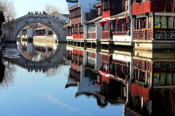 Private Shanghai Layover Tour to Zhaojialou Water Town with City Highlights - Image 5