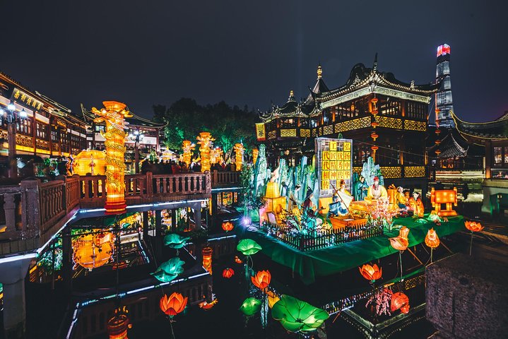 Private/Small Group Half Day in Old Shanghai include jade Buddha temple - Image 3