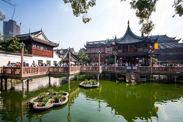 Private/Small Group Half Day in Old Shanghai include jade Buddha temple - Image 2