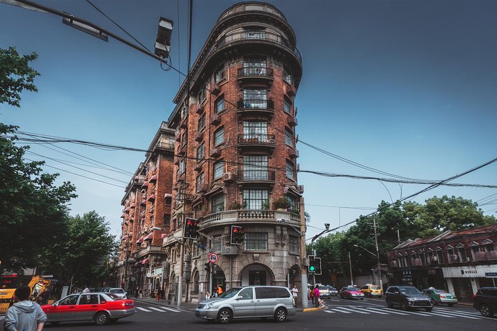 Relaxing Afternoon Tour of Shanghai French Concession with Peking Duck Dinner - Image 3