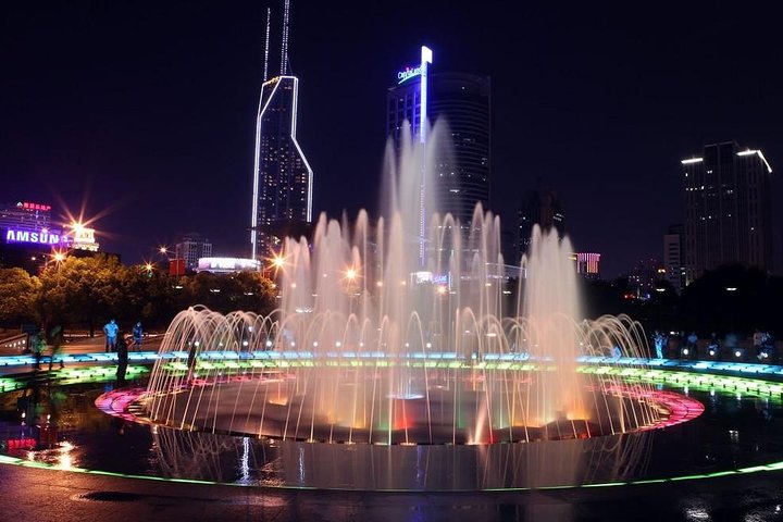 Shanghai Authentic Dinner and Night River Cruise with Rooftop Bar Hopping Option - Image 5