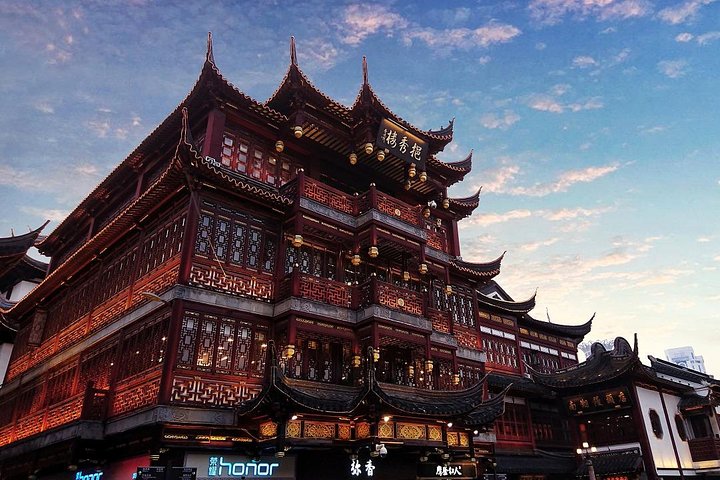 Shanghai Cruise Port Private Day Tour Exploring City Highlights - Image 4