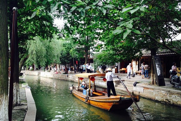 Shanghai Shore Excursion to Zhujiajiao Water Town with Lunch - Image 1