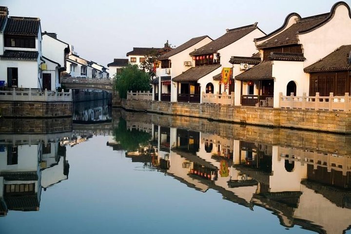 Shanghai Water Town Zhouzhuang Day Trip by Limo from Shanghai - Image 1