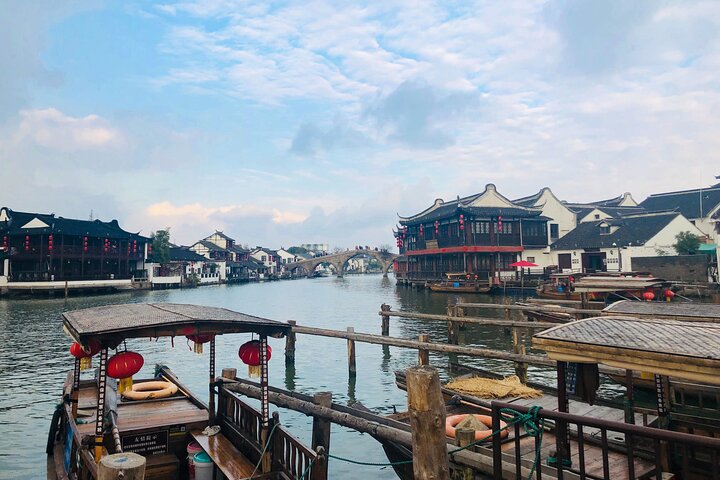 Zhujiajiao Water Town and Shanghai City Private Day Tour - Image 4