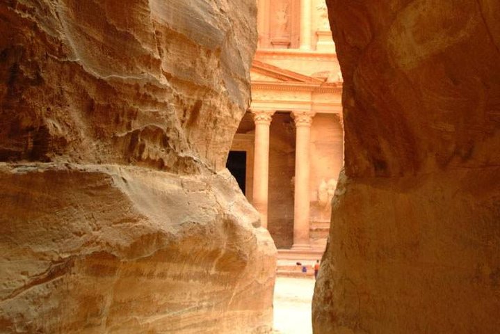 Day trip to Petra by ferry from Sharm el Sheikh - Image 2