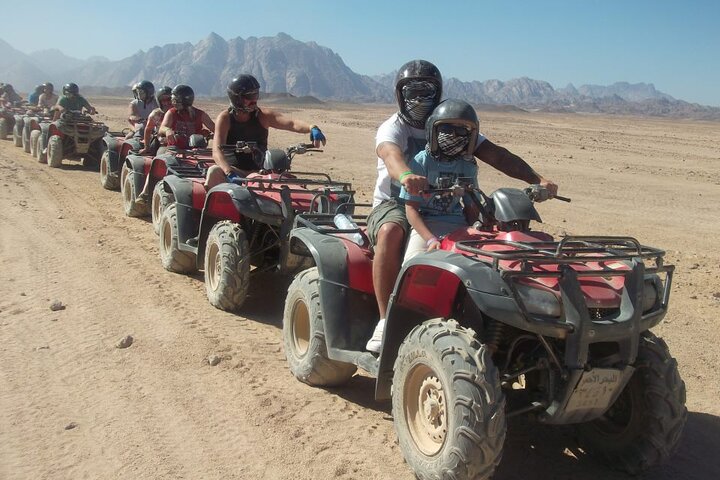 Jeep Safari Colored Canyon Salama & Snorkeling in the Blue Hole... - Image 4