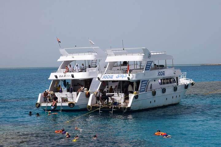 Ras Mohamed & White Island from Sharm El Sheikh by boat - Image 3