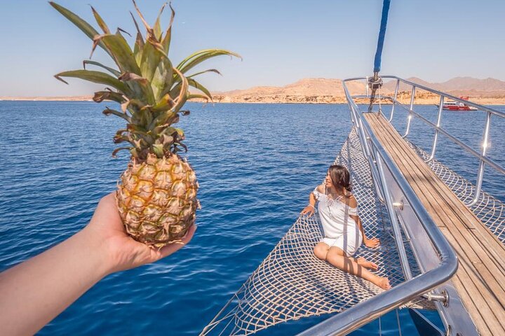 Snorkeling trip to Ras Mohamed & The White Island aboard Luxury Yacht - Image 4