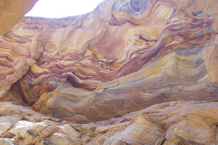 The Colored Canyon - Image 4