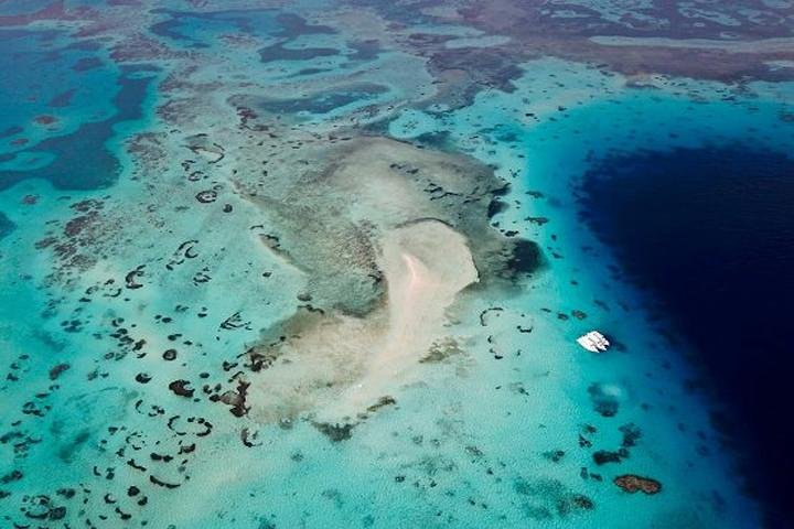 White Island & Ras Mohamed National Park Snorkeling Boat Trip - Image 2