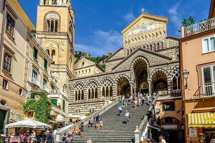 Amalfi Coast Minivan Tour Max 8 people - Image 2