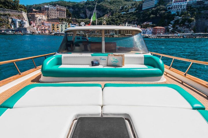 Amalfi Coast Private Boat Tour from Sorrento, Positano or Naples - Image 3