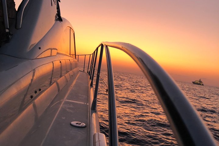 Capri at Sunset and its 4 famous Grottos: a Rainbow of Colors - Image 4