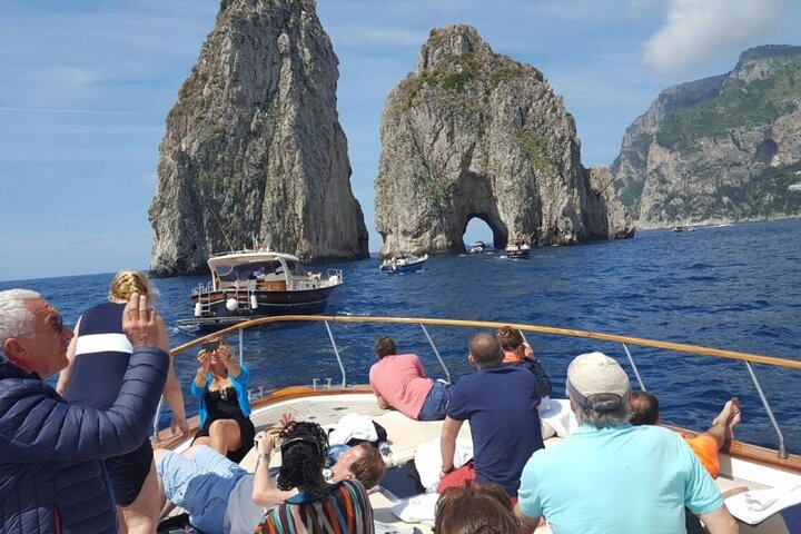 Capri Deluxe Small Group Shared Tour from Sorrento, Positano, Amalfi - Image 5