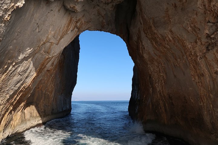 Capri Island Stress Free Tour by Private Boat from Naples or Sorrento - Image 3