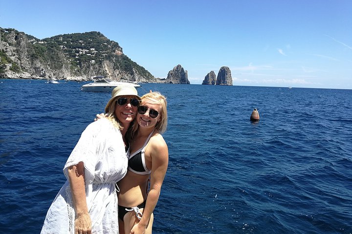 Capri Private Boat Tour - Image 2