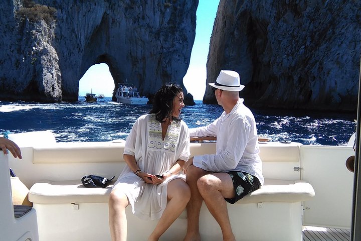 Capri Private Boat Tour - Image 1