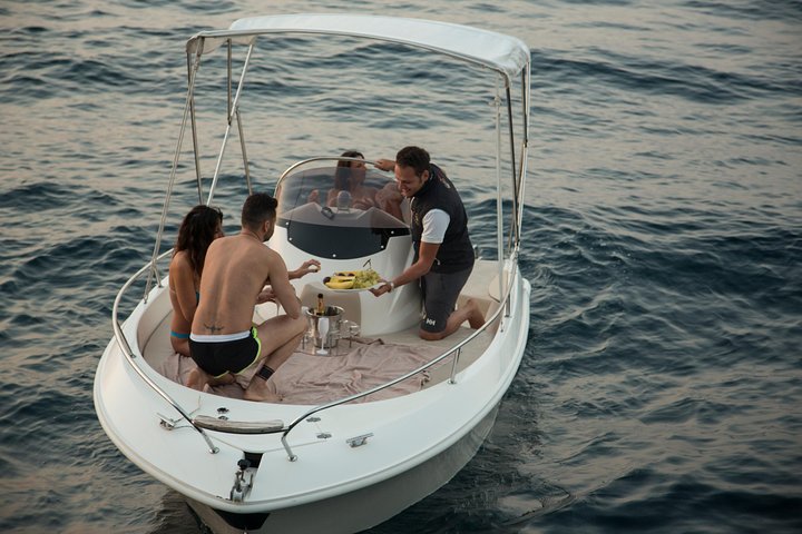 Capri Tour from Sorrento - 18ft Smart boat - Image 2