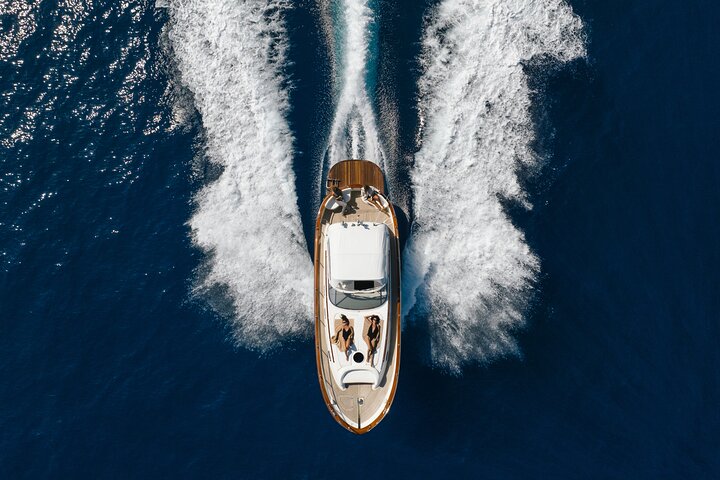 Capri Tour from Sorrento - 38ft Motorboat APREAMARE - Image 3