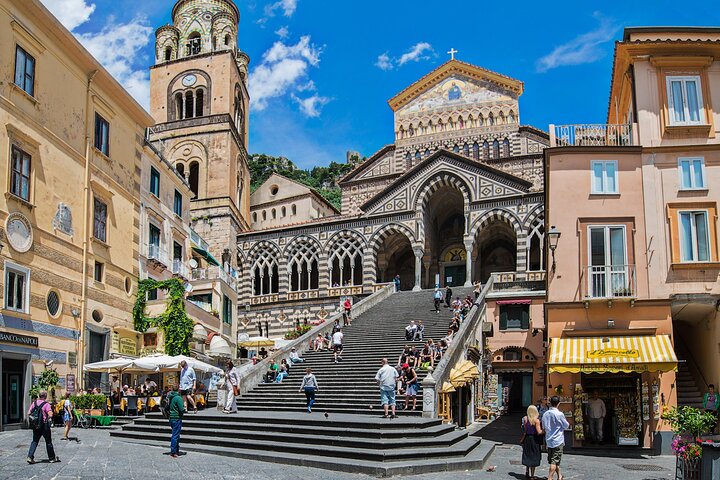 Discover the Amalfi coast between traditions, flavors and colors with a private tour - Image 2