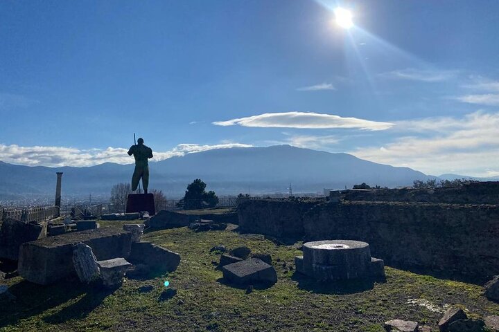 Full-Day Pompeii And Mt.Vesuvius Hike from Naples - Image 2