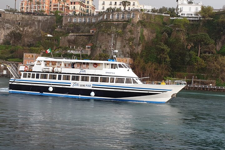 Gold Cruise Positano and Amalfi (From Sorrento, Seiano or C.Stabia) - Image 1