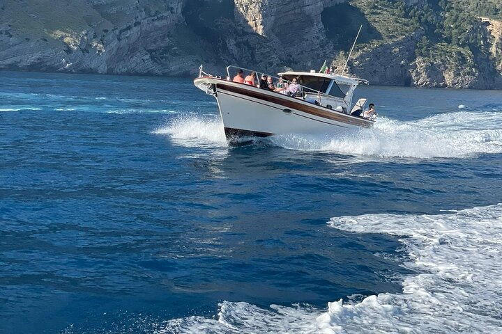 Guided boat tour of Capri from Sorrento - Image 1