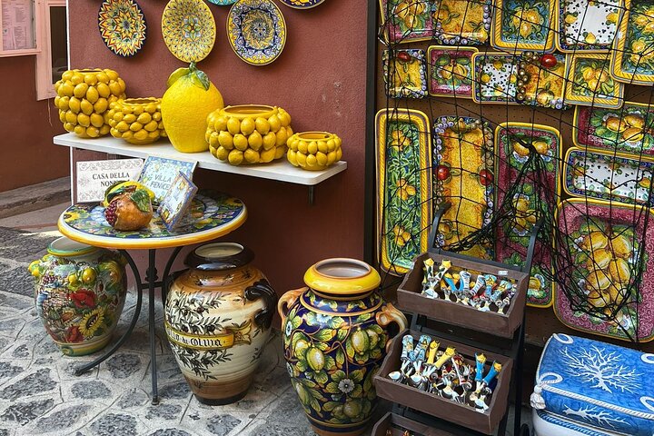 Half day tour to Positano and Amalfi from Sorrento - Image 3