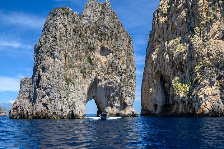 One Day Private Boat Tour of Capri - Image 4