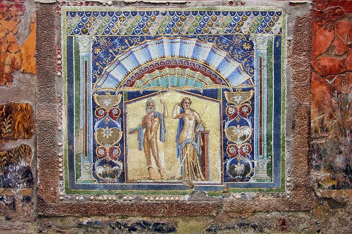 One Day Private Tour to Pompeii and/or Herculaneum and stop at the winery - Image 3