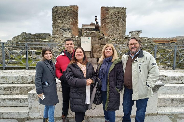 Pompeii excavations shore excursion 2 hours visit - Image 1